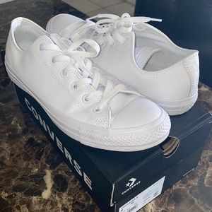 Wht Leather Converse Shoes